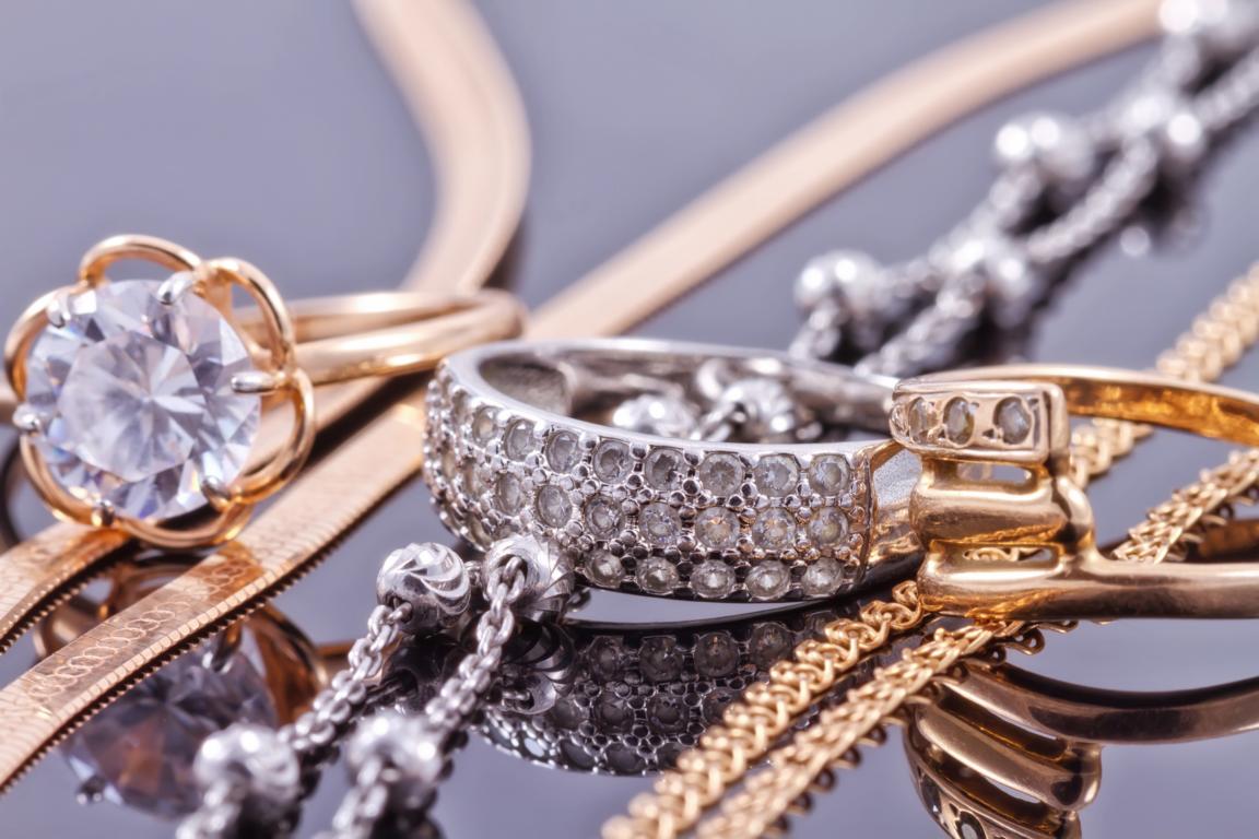 Schmuck in seiner schönsten Form, Halskette, Ringe Armbänder, Schmuck & Beauty, annettesbeauty-shop.de